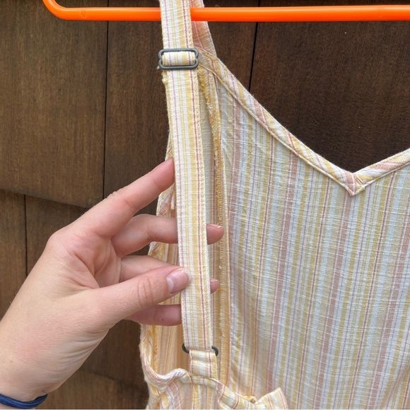 Roxy Feelings Explained Banana Creme Maui Stripe Cropped Jumpsuit Size XSmall - Picture 13 of 16